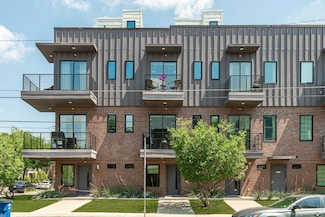 2450 N Garrett Ave Unit 2, Dallas, TX 75206