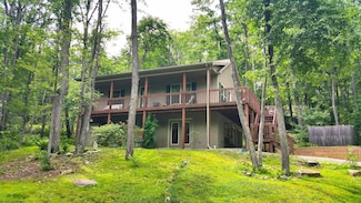 485 Redwood Dr, Terra Alta, WV 26764