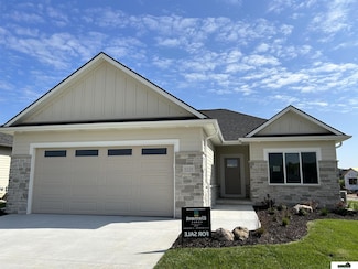 9100 Whitmer Dr, Lincoln, NE 68520