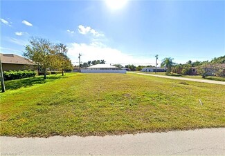 1404 SE 26th St, Cape Coral, FL 33904