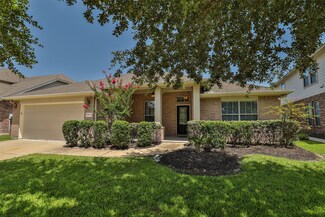 10722 Cortland Ridge Ln, Cypress, TX 77433