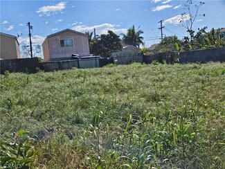 9526 Defiance Ave, Los Angeles, CA 90002
