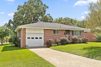 59 Gattis Dr, Fort Oglethorpe, GA 30742