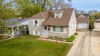 332 W Graham Ave, Lombard, IL 60148
