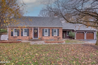 6 Glenkill Rd, Troy, NY 12180