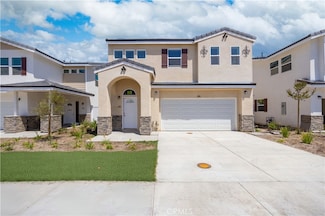 763 Lewis St, Pomona, CA 91768