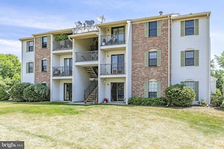 43 Poillon Ct, Lawrence Township, NJ 08648