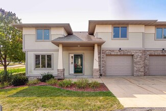 332 Meadowside Dr Unit 8, Verona, WI 53593