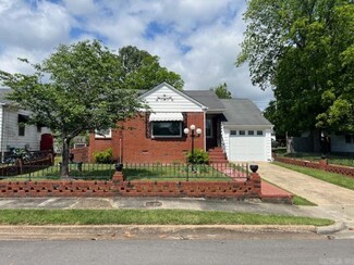 1103 Olive St, Jonesboro, AR 72401