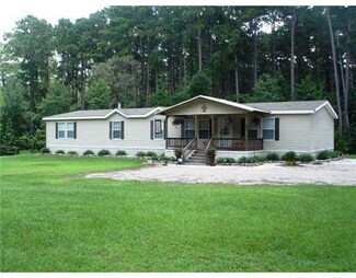 8469 Twin Bridges Rd, Elmer, LA 71424