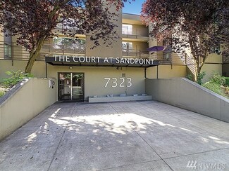 7323 Sand Point Way NE Unit 208, Seattle, WA 98115