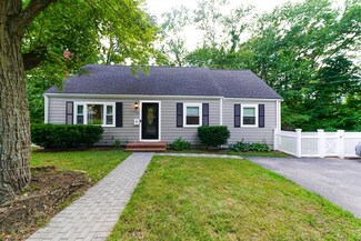 531 Pine St, South Weymouth, MA 02190