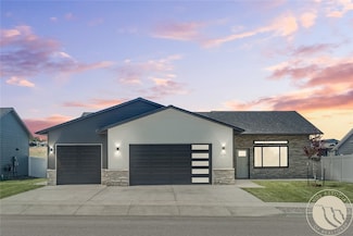 2048 Gleneagles Blvd, Billings, MT 59105