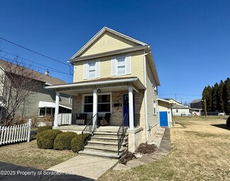 1132 Myers Ave, Peckville, PA 18452