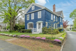 74 N Main St, South Deerfield, MA 01373