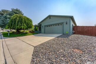 7326 Warhol Dr, Sun Valley, NV 89433