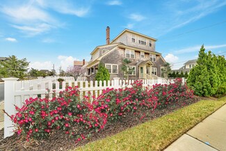 907 Ocean Ave, Mantoloking, NJ 08738