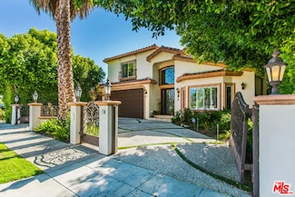 5425 Amigo Ave, Tarzana, CA 91356