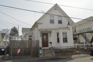 51 Fulton St, Lowell, MA 01850