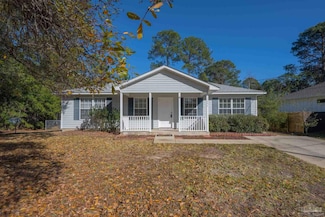1828 Kell Rd, Gulf Breeze, FL 32563