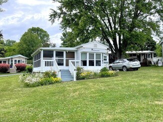 23 Eagle Ln, South Hero, VT 05486
