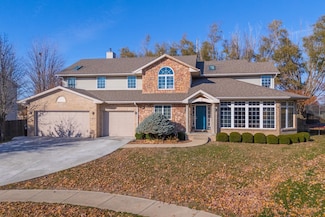 26 Brunton Ct, Bloomington, IL 61704