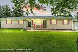 13543 Turner Rd, Dewitt, MI 48820
