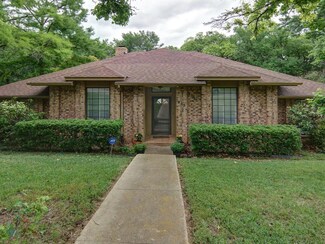 415 Rolling Hills Trail, Arlington, TX 76011