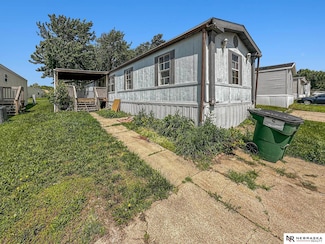 3601 NW Orange Ct, Lincoln, NE 68521