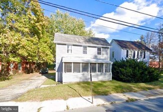 32 S Main St, Magnolia, DE 19962