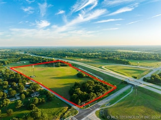 35 209th Ave E, Broken Arrow, OK 74014