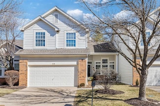 118 Chesterfield Bluffs Dr, Chesterfield, MO 63005