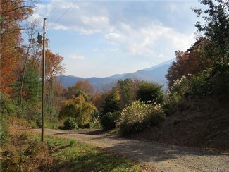 17 Thorncrest Dr Unit 17, Burnsville, NC 28714