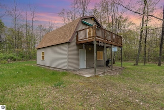 8105 Bamfield Rd, South Branch, MI 48761