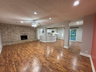 2015 E Lacey Oak Cir, Spring, TX 77380