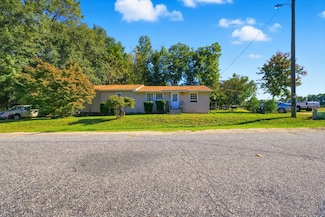 1003 Drew Dr, Darlington, SC 29540