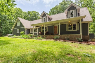 1200 Laurel Springs Way, Signal Mountain, TN 37377