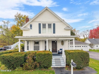 160 3rd St, Waterford, NY 12188