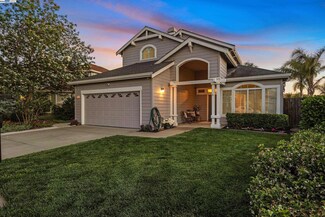 1932 Meadow Glen Dr, Livermore, CA 94551