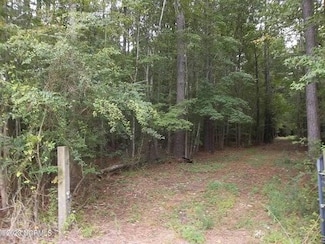 865 Tulls Creek Rd, Moyock, NC 27958