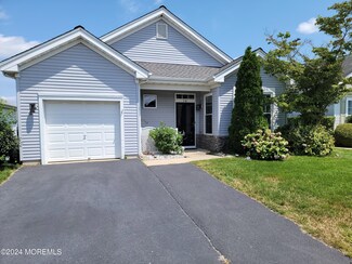 18 Buckingham Dr N, Manchester, NJ 08759