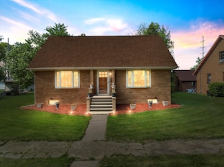 304 W Elm St, Fairbury, IL 61739