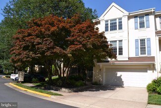 1369 Park Garden Ln, Reston, VA 20194