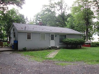 793 Mercer Rd, Butler, PA 16001