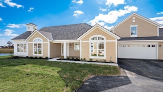 141 Narragansett Dr, Buckeye Lake, OH 43008