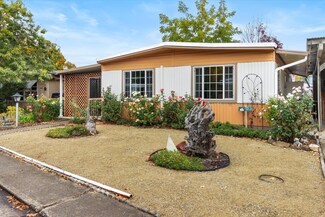2252 Table Rock Rd Unit 9, Medford, OR 97501