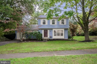 24 Pine Grove Ln, Hockessin, DE 19707