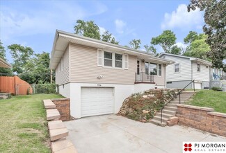 7724 Blondo Dr, Omaha, NE 68134