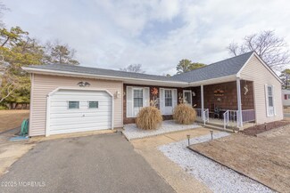 33 Auburn St Unit 54A, Whiting, NJ 08759