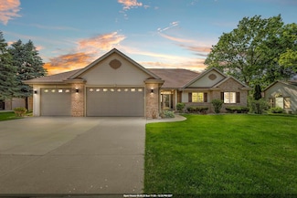 1323 Bradford Ct, Neenah, WI 54956